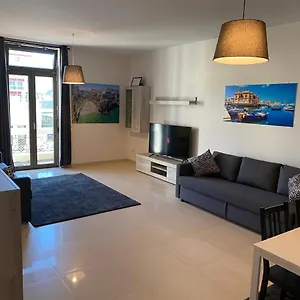Berga Exclusive 4 Apartment Bari