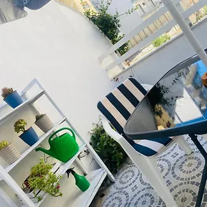 Inanna Apartment Bari