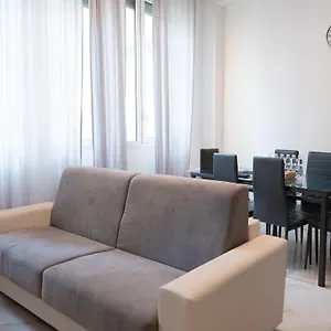 Apartment Prestige Boutique Homes - Duomo 1, Milan