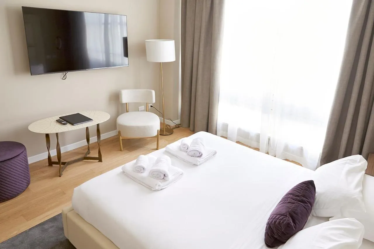 Prestige Boutique Aparthotel -Piazza Duomo ミラノ アパート