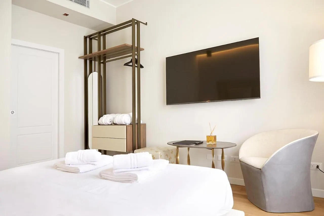Prestige Boutique Aparthotel -Piazza Duomo ミラノ