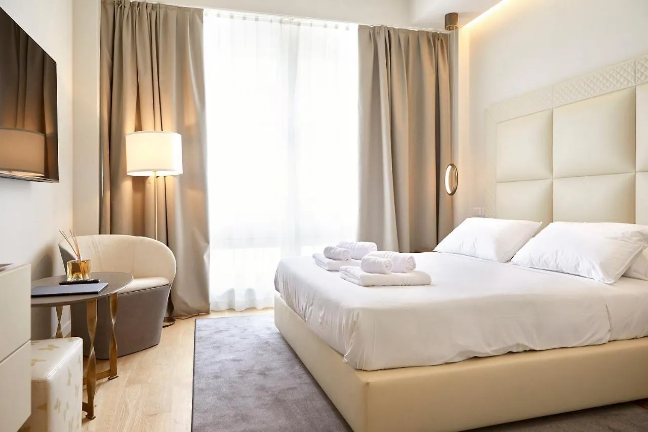 Prestige Boutique Aparthotel -Piazza Duomo ミラノ