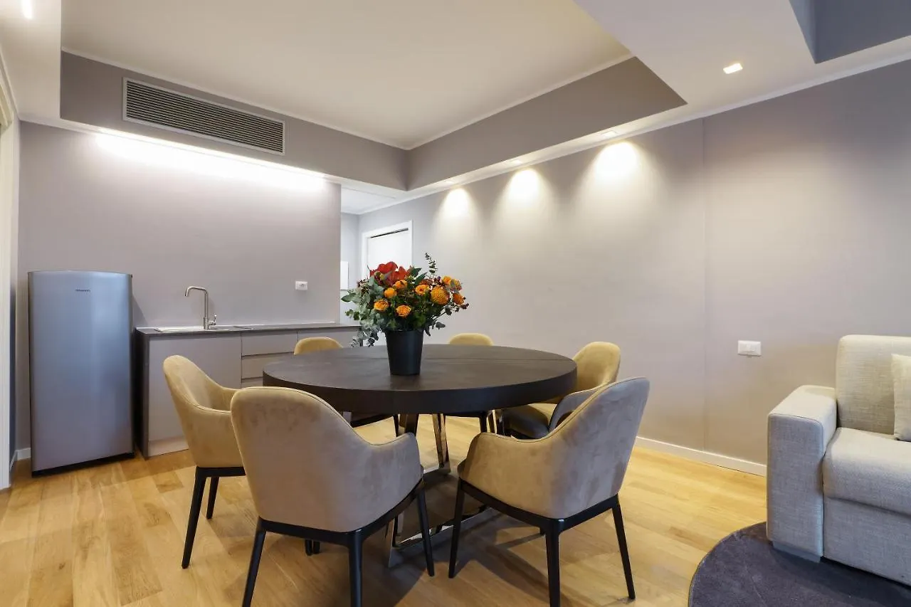 Prestige Boutique Aparthotel -Piazza Duomo ミラノ