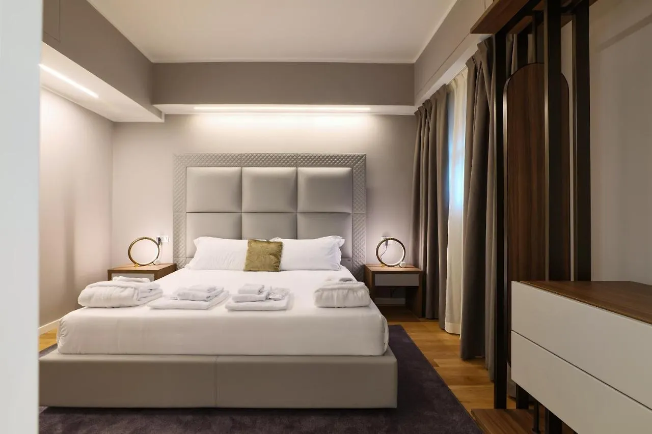 アパート Prestige Boutique Aparthotel -Piazza Duomo ミラノ イタリア